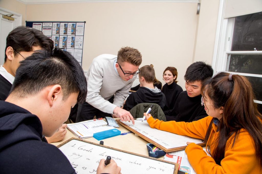 English Courses in the UK: