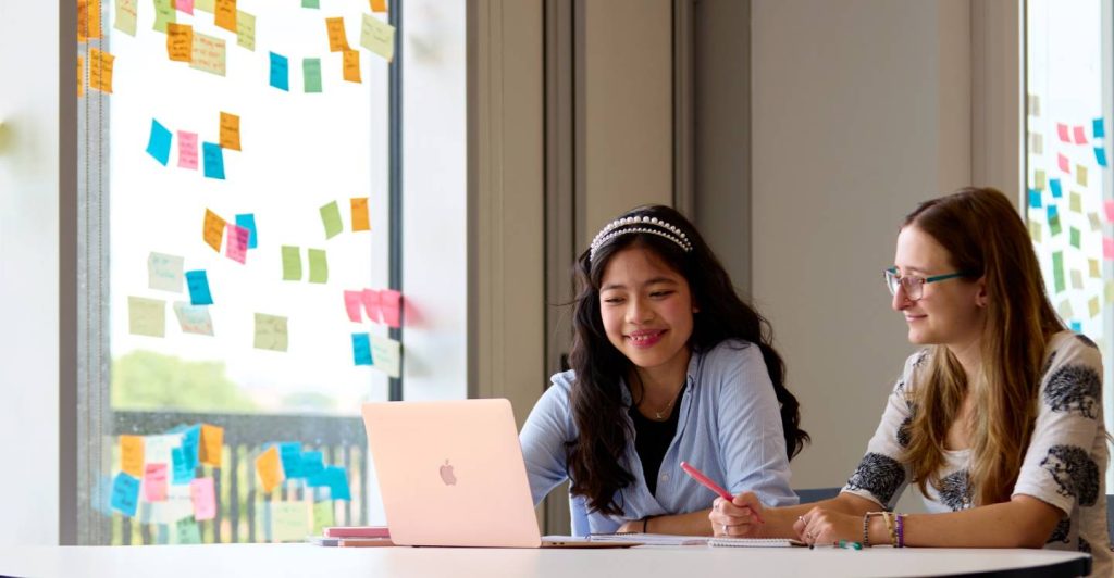 Digital Media Courses in the UK