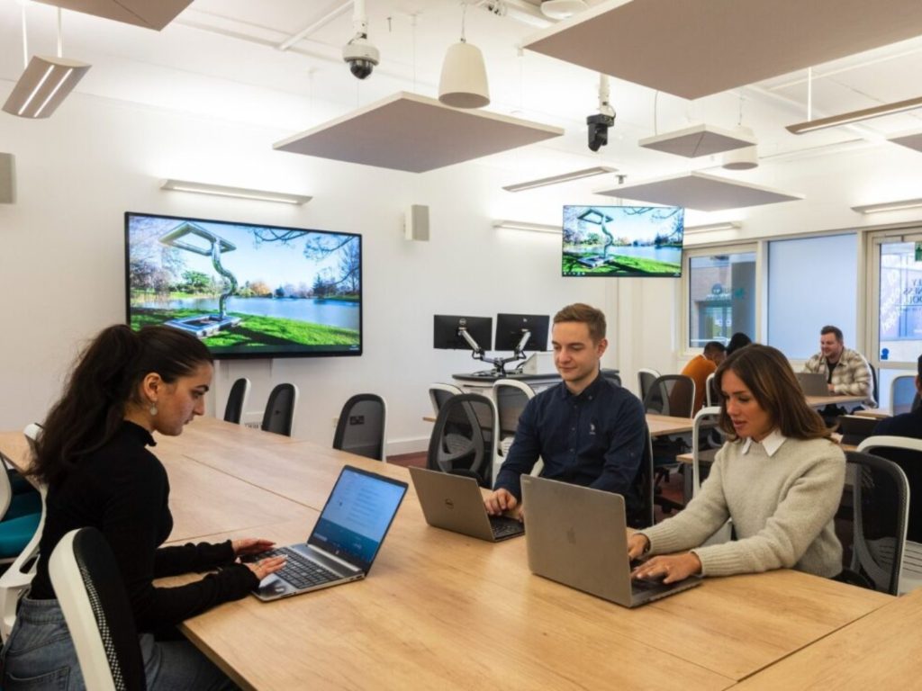 Study FinTech in the UK