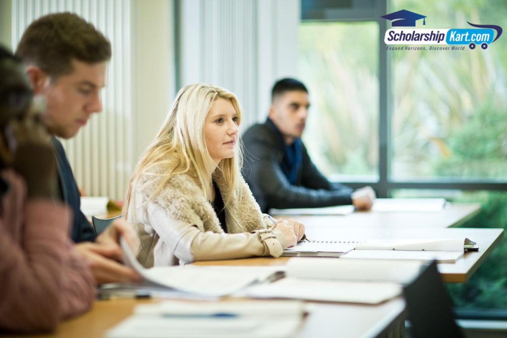 Study Financial Analysis in the UK