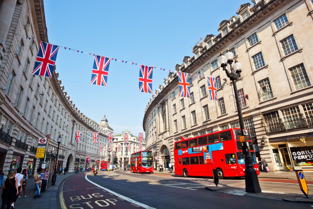 Study in London | ScholarshipKart | best study abroad consultant in Delhi | study abroad | study abroad consultant delhi | study abroad consultant in new delhi