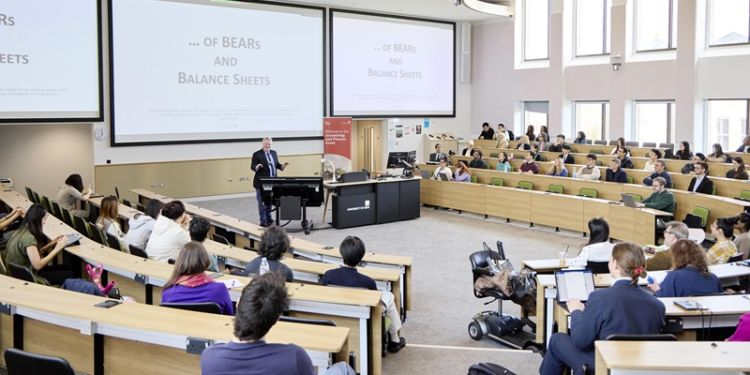 Leeds University Business School | Scholarshipkart
