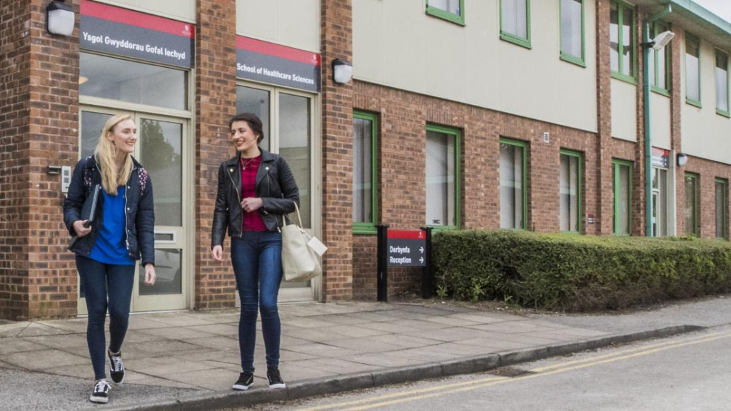 Study at bangor University | ScholarshipKart