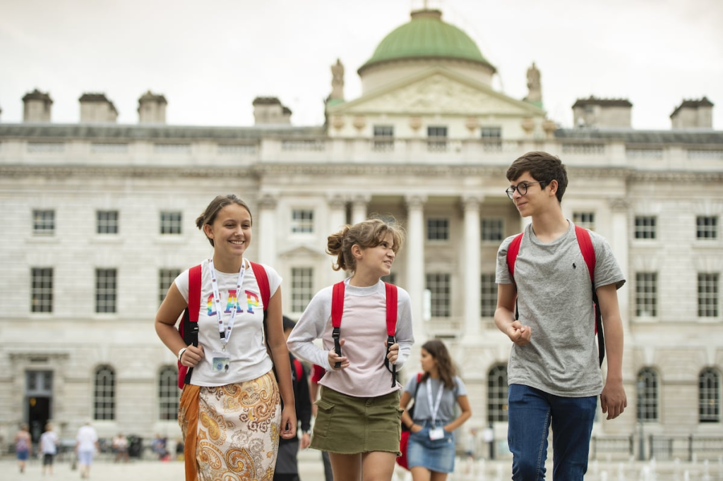 UK Standard Visitor Visa for Under-18 Students | ScholarshipKart | Study in UK