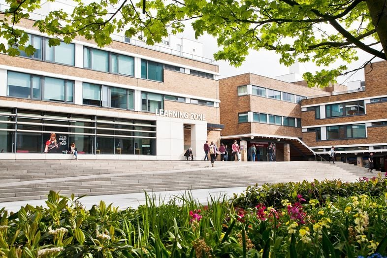 Choose the Right UK University | Study in the UK | ScholarshipKart | Best Study Abroad Consultancy in Barakhamba | Best Study Abroad Consultancy in Connaught Place | Best Study Abroad Consultancy in New Delhi | Best Study Abroad Consultancy in Delhi | Best Study Abroad Consultancy in Delhi-NCR