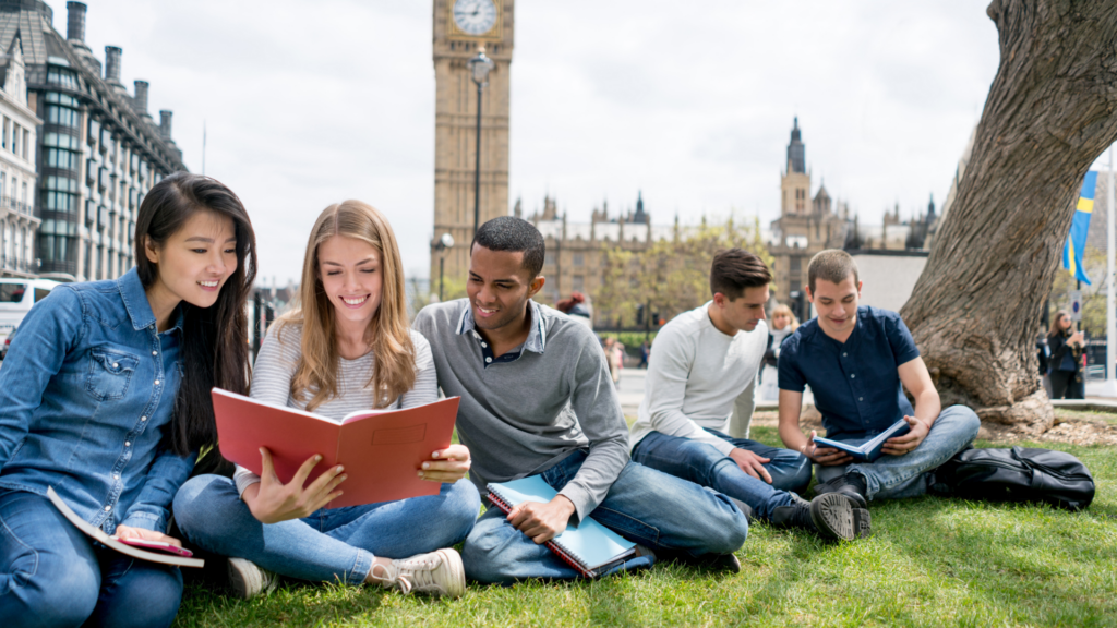 How to Find a Job After Graduation in the UK